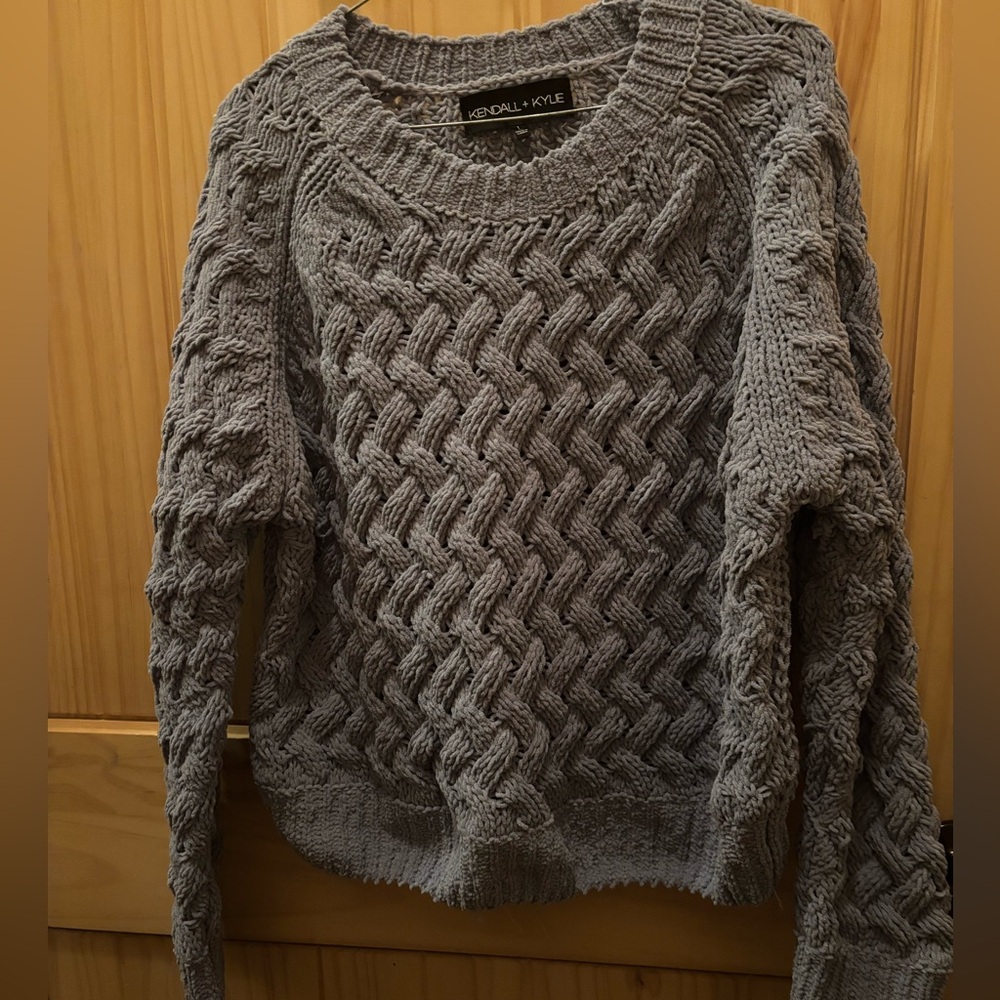 Women's Gray Cable Knit Sweater